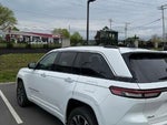 2023 Grand Cherokee Thumbnail 3