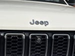 2023 Grand Cherokee Thumbnail 12