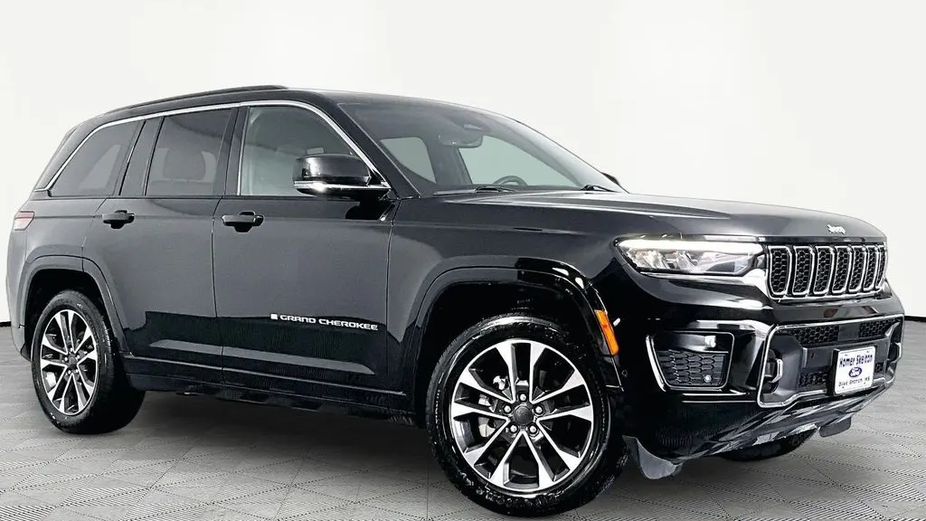 Preowned 2024 Jeep Grand Cherokee Overland for Sale