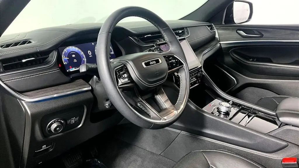 2024 Jeep Grand Cherokee Overland