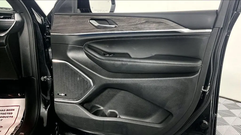 2024 Jeep Grand Cherokee Overland