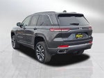 2024 Grand Cherokee Thumbnail 2
