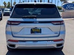 2024 Grand Cherokee Thumbnail 3