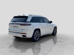 2022 Grand Cherokee Thumbnail 6