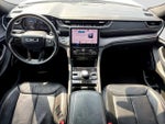 2022 Grand Cherokee Thumbnail 15