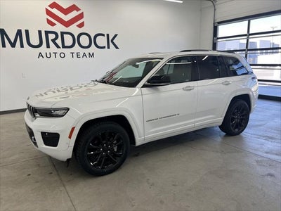 Photo of a 2022 Jeep Grand Cherokee 4X4 Overland 4DR SUV (midyear Release) for sale