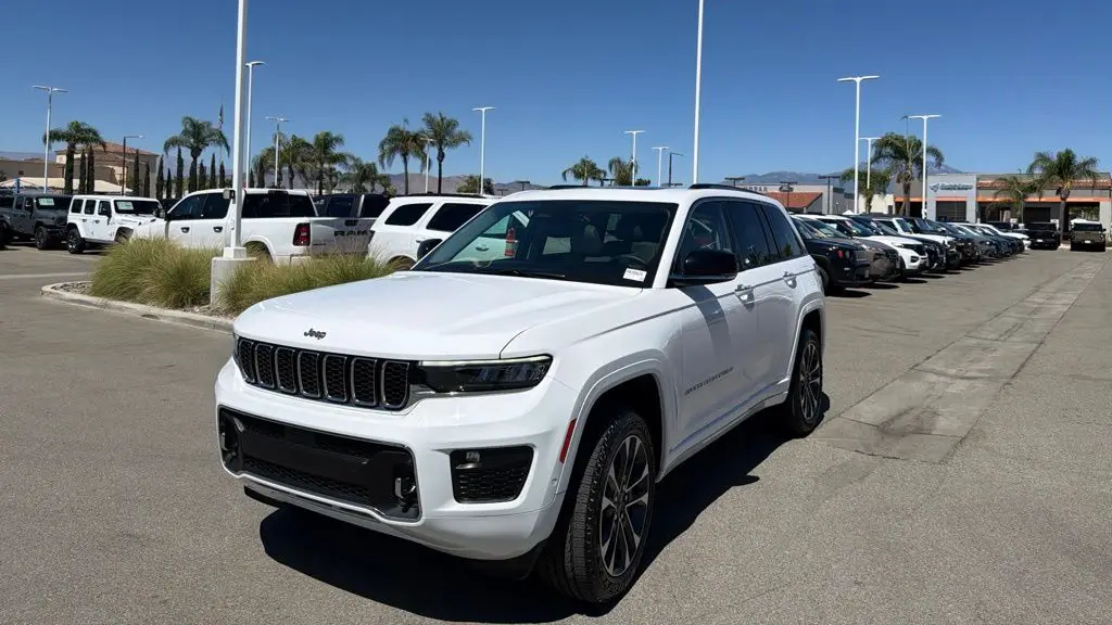 2023 Jeep Grand Cherokee Overland