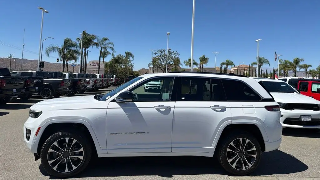 2023 Jeep Grand Cherokee Overland