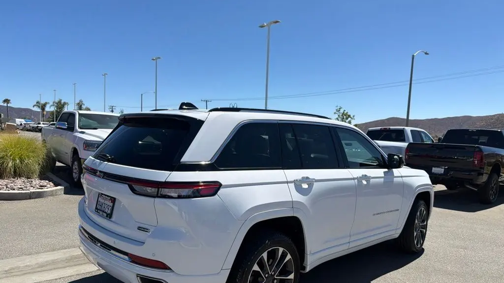2023 Jeep Grand Cherokee Overland