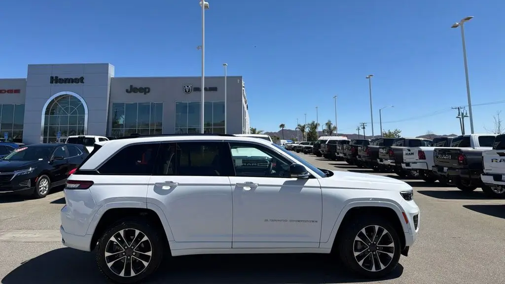 2023 Jeep Grand Cherokee Overland