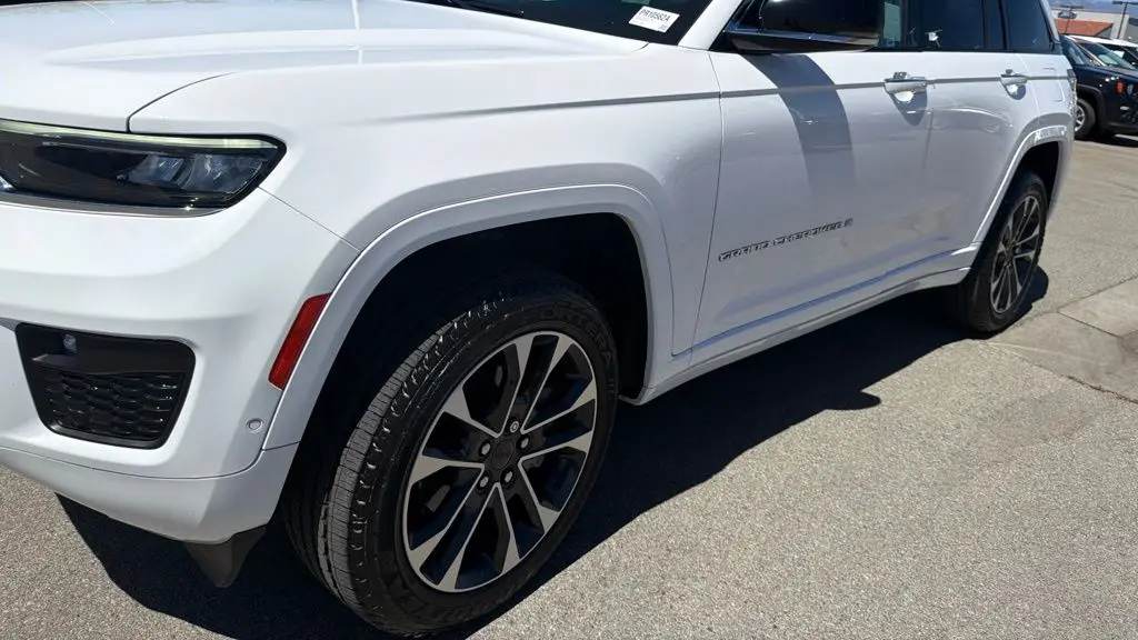 2023 Jeep Grand Cherokee Overland