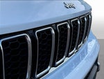 2023 Grand Cherokee Thumbnail 35