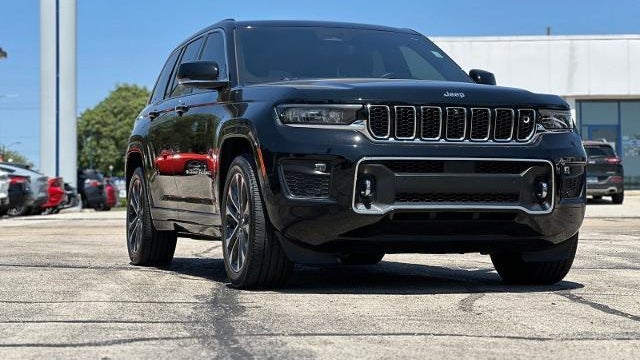 Preowned 2023 Jeep Grand Cherokee Overland for Sale