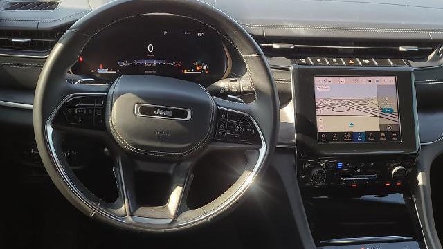2022 Jeep Grand Cherokee Overland