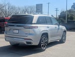 2022 Grand Cherokee Thumbnail 2