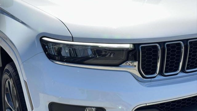 2022 Jeep Grand Cherokee Overland