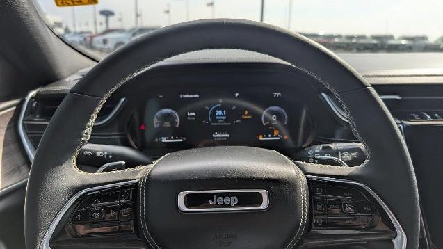 2023 Jeep Grand Cherokee Overland
