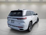 2023 Grand Cherokee Thumbnail 4