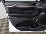 2023 Grand Cherokee Thumbnail 25