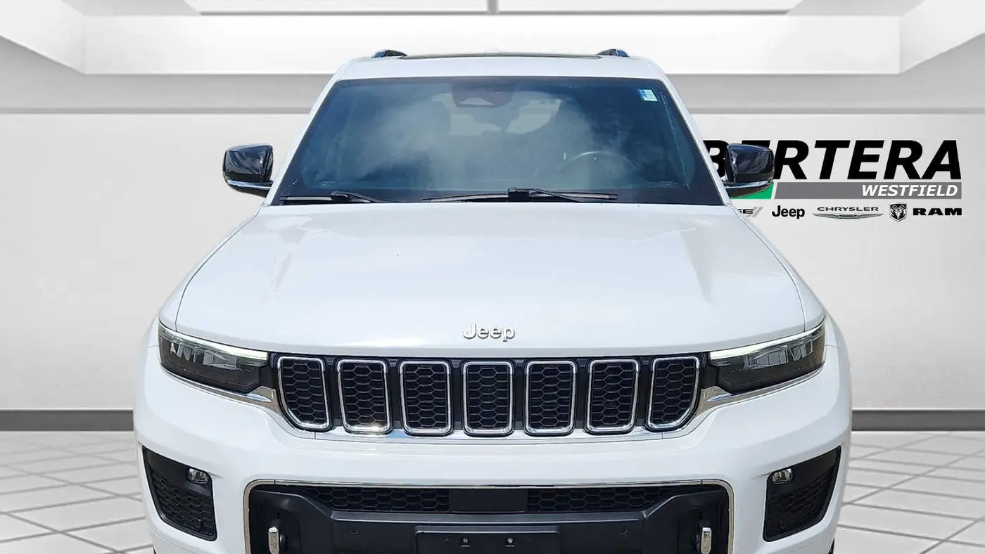 2022 Jeep Grand Cherokee Overland