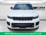 2022 Grand Cherokee Thumbnail 2