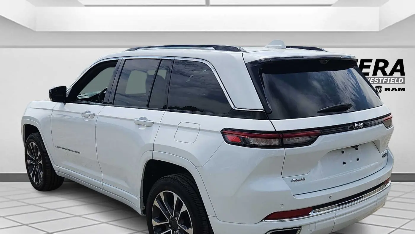 2022 Jeep Grand Cherokee Overland