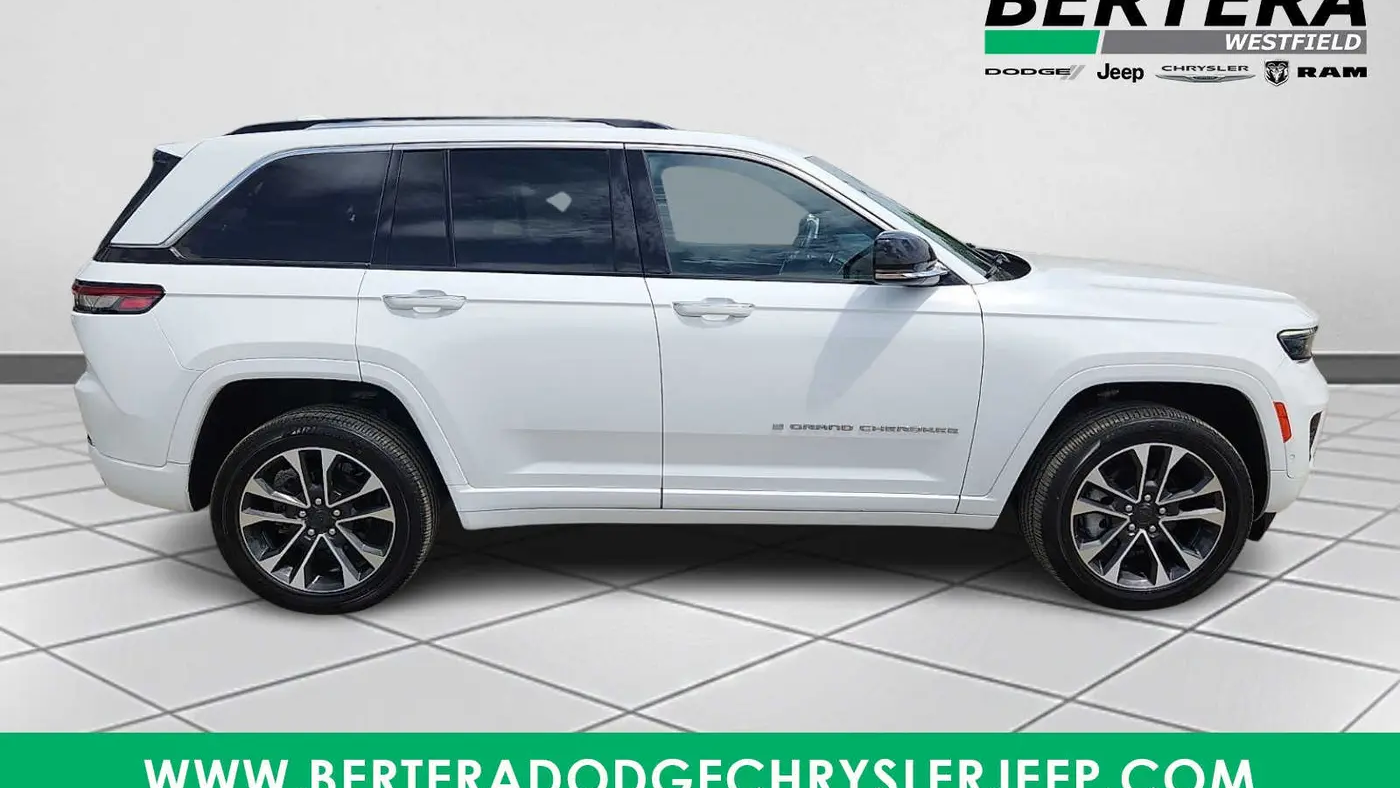 2022 Jeep Grand Cherokee Overland
