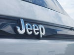2022 Grand Cherokee Thumbnail 30