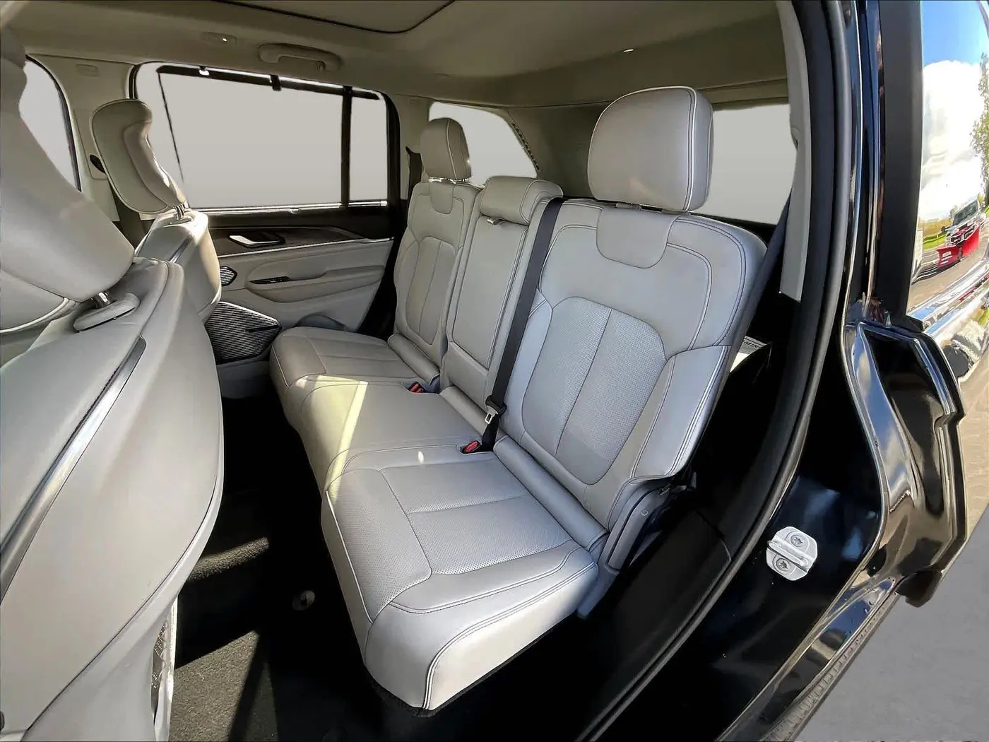 2023 Jeep Cherokee - $31,997