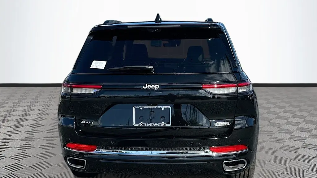 2025 Jeep Grand Cherokee Overland