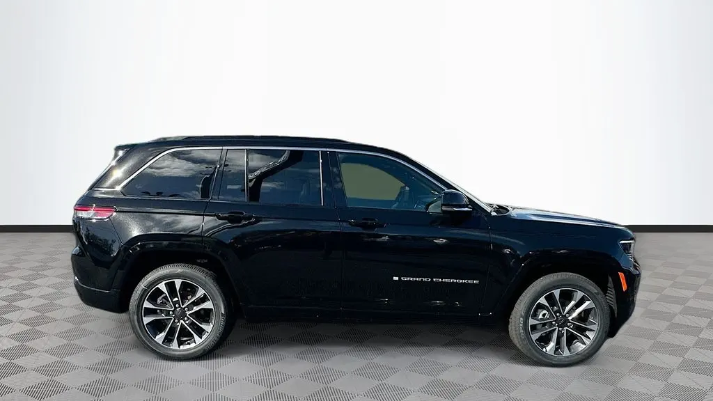 2025 Jeep Grand Cherokee Overland