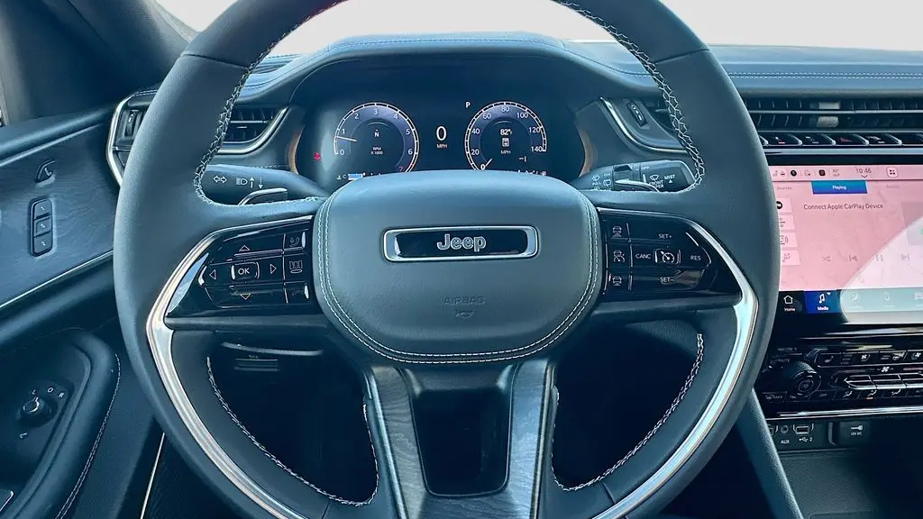 2025 Jeep Grand Cherokee Overland