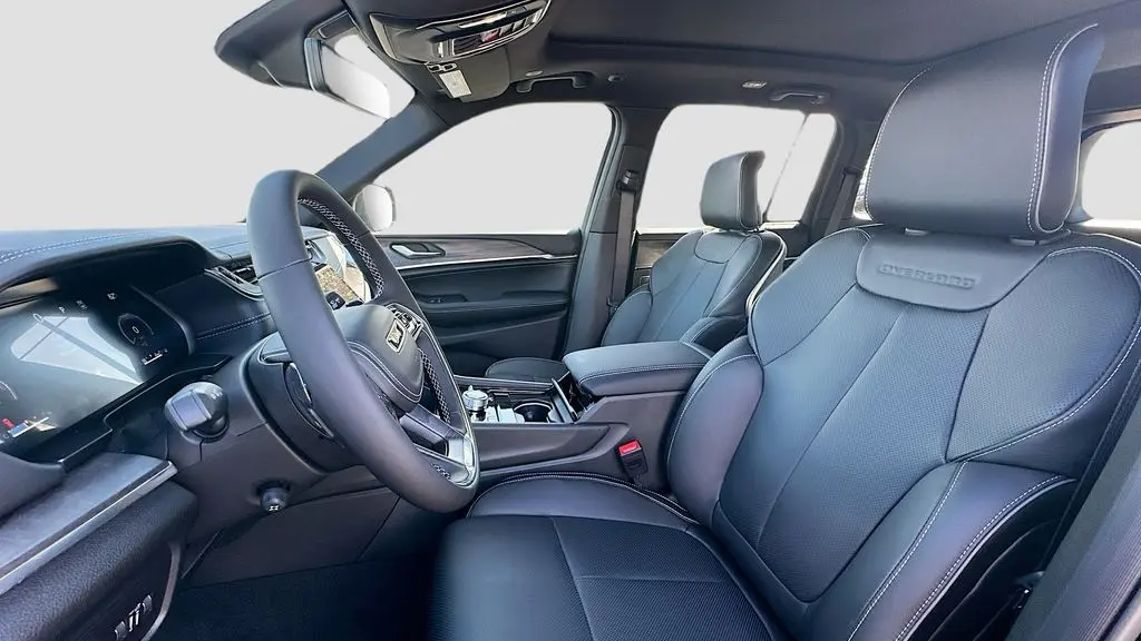 2025 Jeep Grand Cherokee Overland