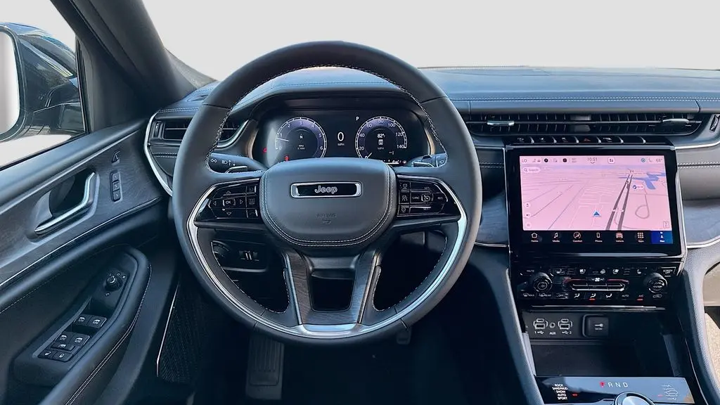 2025 Jeep Grand Cherokee Overland