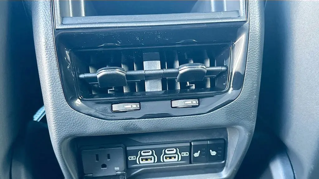 2025 Jeep Grand Cherokee Overland