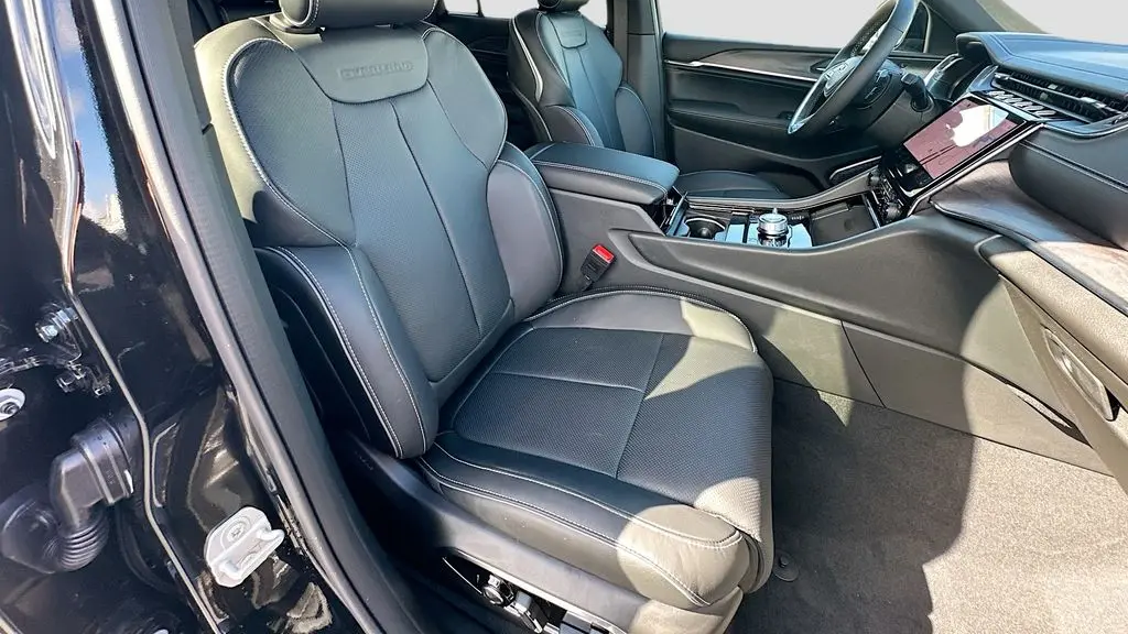 2025 Jeep Grand Cherokee Overland