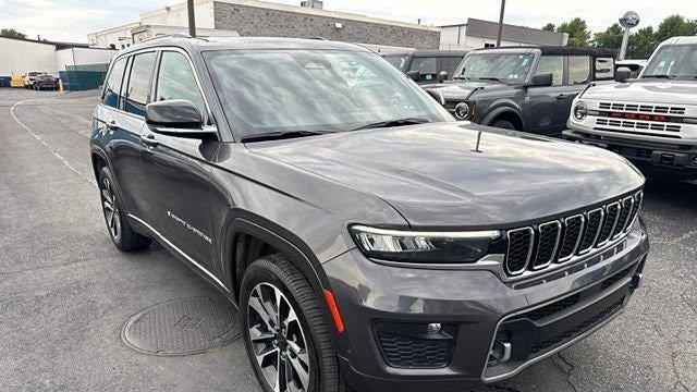 2022 Jeep Grand Cherokee Overland
