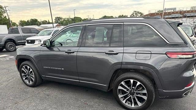2022 Jeep Grand Cherokee Overland