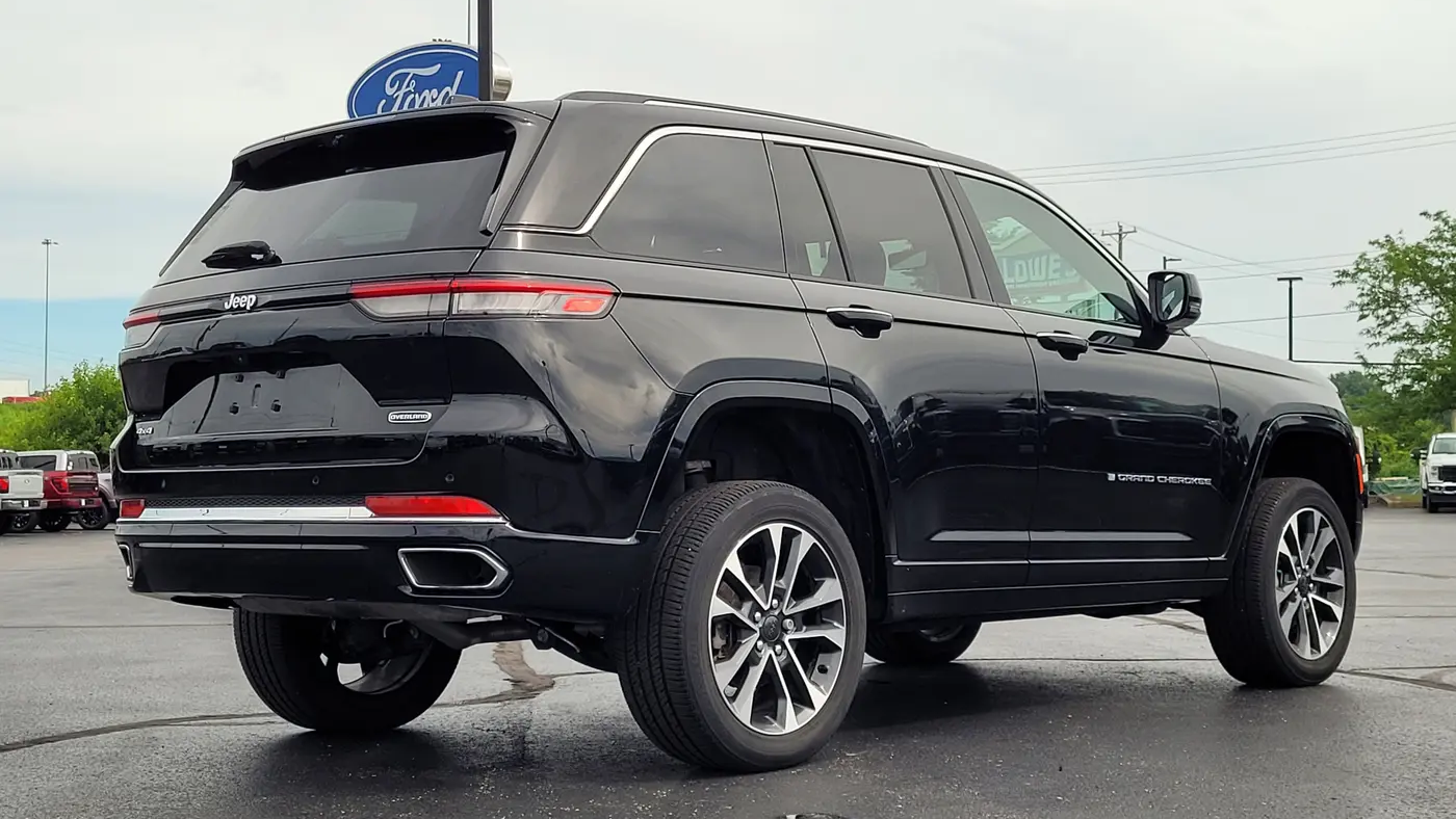 2022 Jeep Grand Cherokee Overland