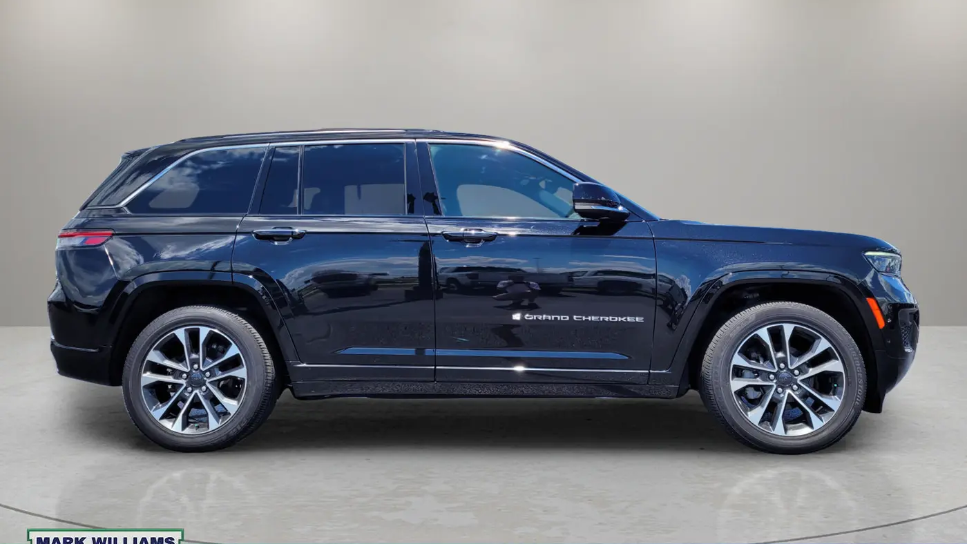 2022 Jeep Grand Cherokee Overland