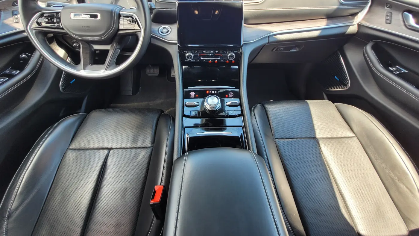 2022 Jeep Grand Cherokee Overland
