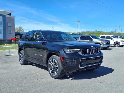 2022 Jeep Grand Cherokee 4X4 Overland 4DR SUV (midyear Release)