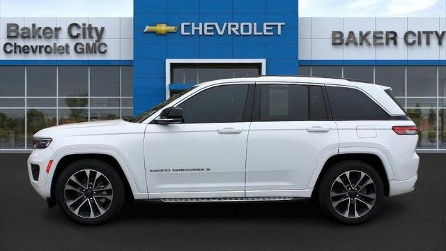 2022 Jeep Grand Cherokee Overland