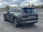 2023 Grand Cherokee Thumbnail 3