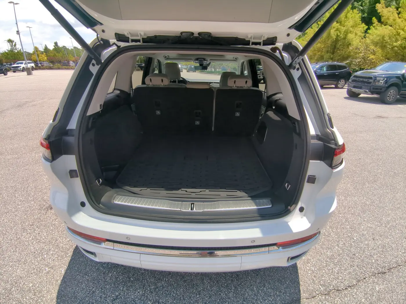 2023 Jeep Cherokee - $37,841