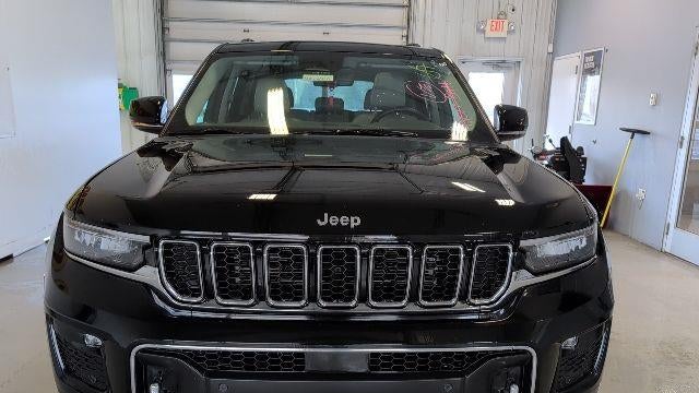 2022 Jeep Grand Cherokee Overland