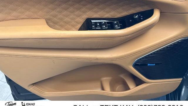 2022 Jeep Grand Cherokee Summit