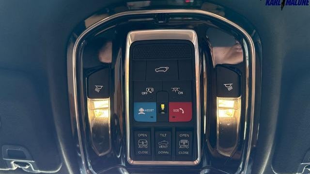 2022 Jeep Grand Cherokee Summit