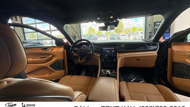 2022 Jeep Grand Cherokee Summit