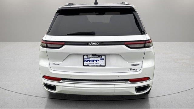 2022 Jeep Grand Cherokee Summit
